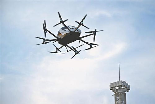 智博會(huì)上的智慧之光 從仿生機(jī)器人到智能無人飛行器的智造新篇章